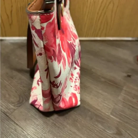 Anne Klein Floral Shoulder Bag For Spring - Picture 5 of 9